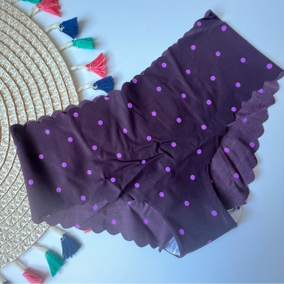 Victoria's Secret No Show Hiphugger Panty Bordeux Purple Dot NEW - Picture 5 of 5